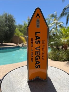 Veuve Clicquot Las Vegas Tin